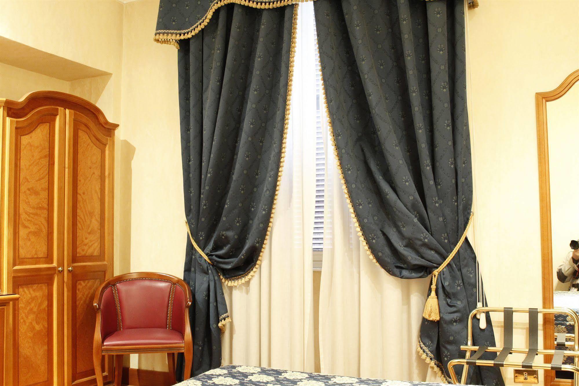 Hotel Genio Roma Dış mekan fotoğraf