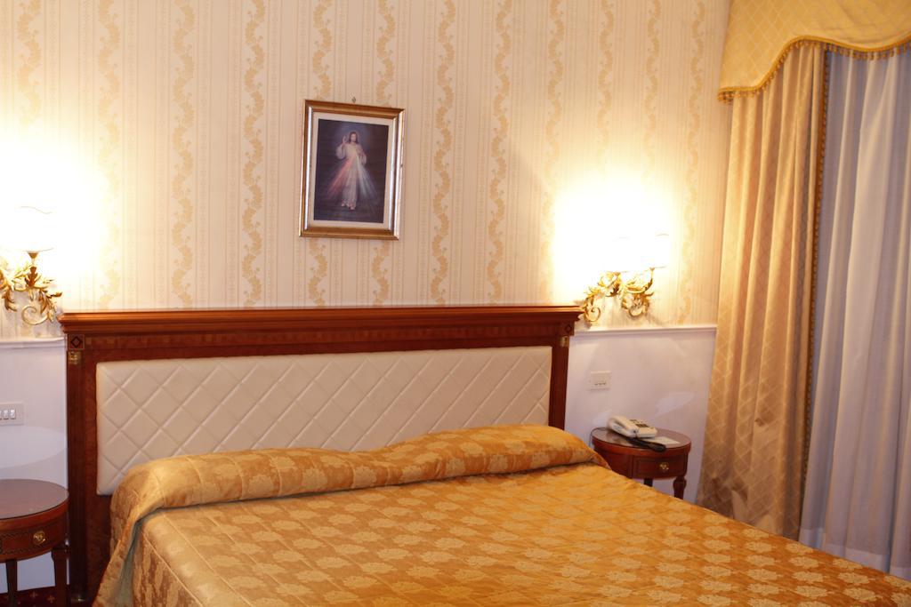 Hotel Genio Roma Dış mekan fotoğraf